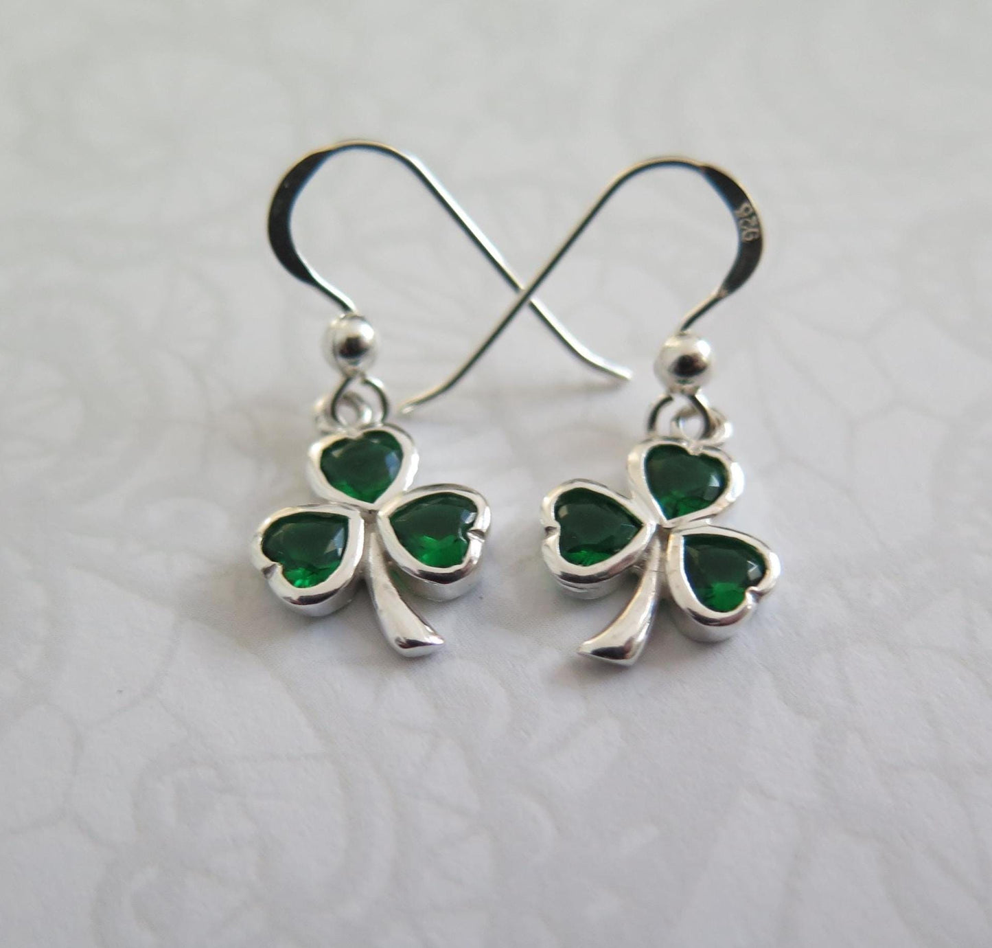 Shamrock Pendant Necklace with Earrings – Emerald Crystal Gemstone, 925 Sterling Silver Clover Charm, 18 Inch Chain, Minimalist Boho Gift