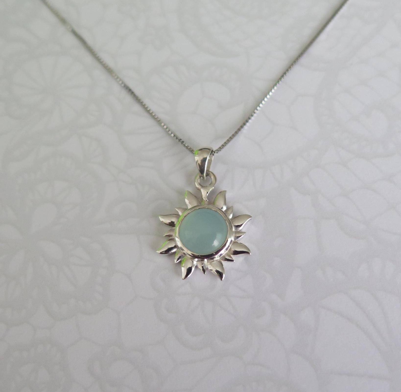 925 Sterling Silver Sun and Moon Pendant with Gemstone - 16 Inch Solid Silver Chain - High-Quality Celestial Jewelry Chic Necklace, Gift Her