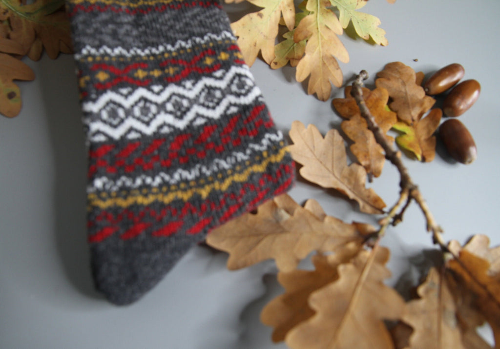 2 Pairs Norwegian Wool Socks for Men & Women, Winter Thermal Knitted