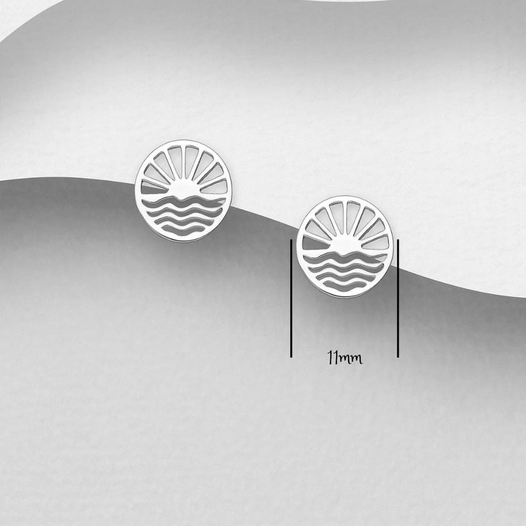 Sterling Silver Wave and Sun Pendant Necklace – 925 Silver 16" Chain – Boho Beach Jewelry, Nautical Gift, Handmade Dainty Silver Necklace