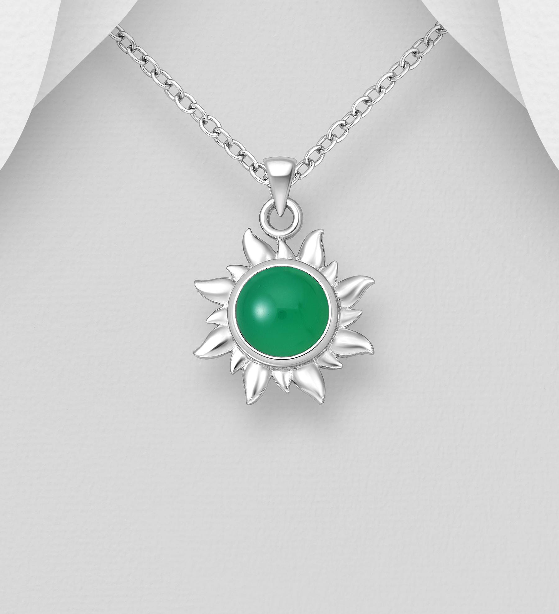 925 Sterling Silver Sun and Moon Pendant with Gemstone - 16 Inch Solid Silver Chain - High-Quality Celestial Jewelry Chic Necklace, Gift Her