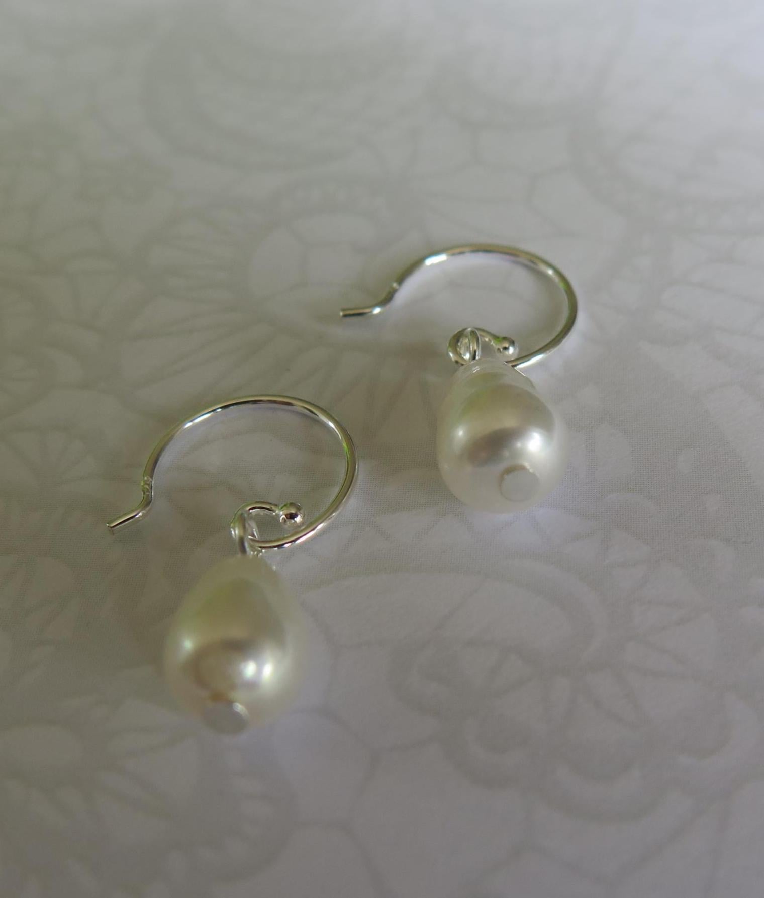 925 Sterling Silver Freshwater Pearl Necklace & Hook Earrings Set - 16-18" Chain, White Pearl - Elegant Jewelry Gift for Women