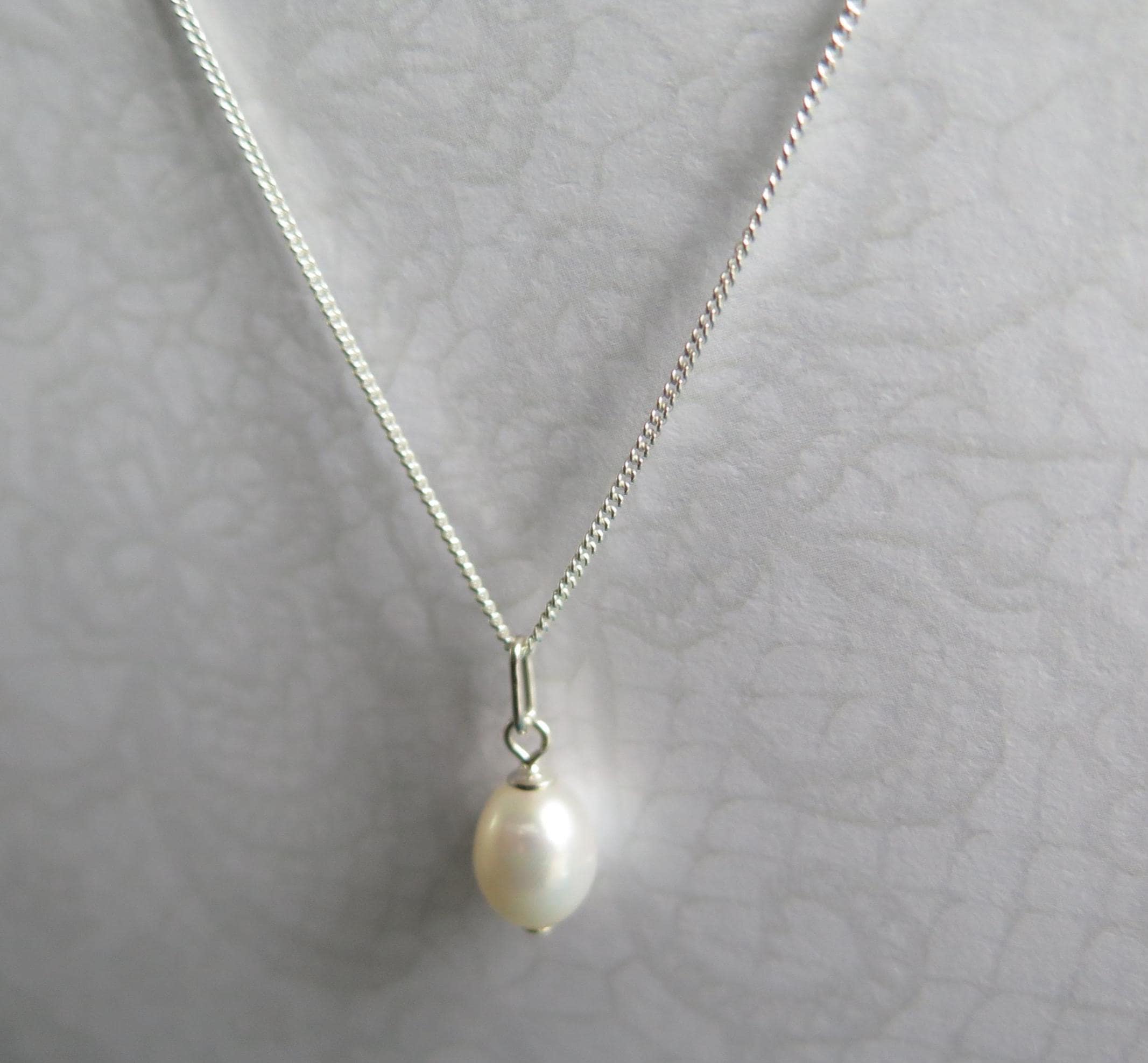 925 Sterling Silver Freshwater Pearl Necklace & Hook Earrings Set - 16-18" Chain, White Pearl - Elegant Jewelry Gift for Women