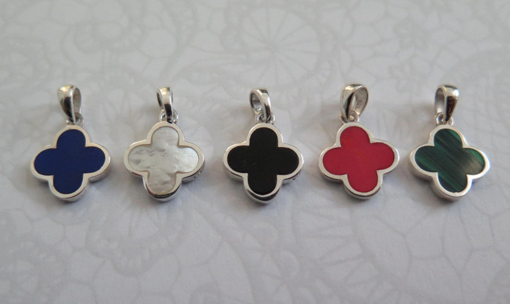 4 Leaf Lucky Clover Pendant with 18 Inch Chain –  Hand-poured resin enamel, 925 Silver Necklace, Charm Minimalist, Bracelet 6.5-7.5 Inch