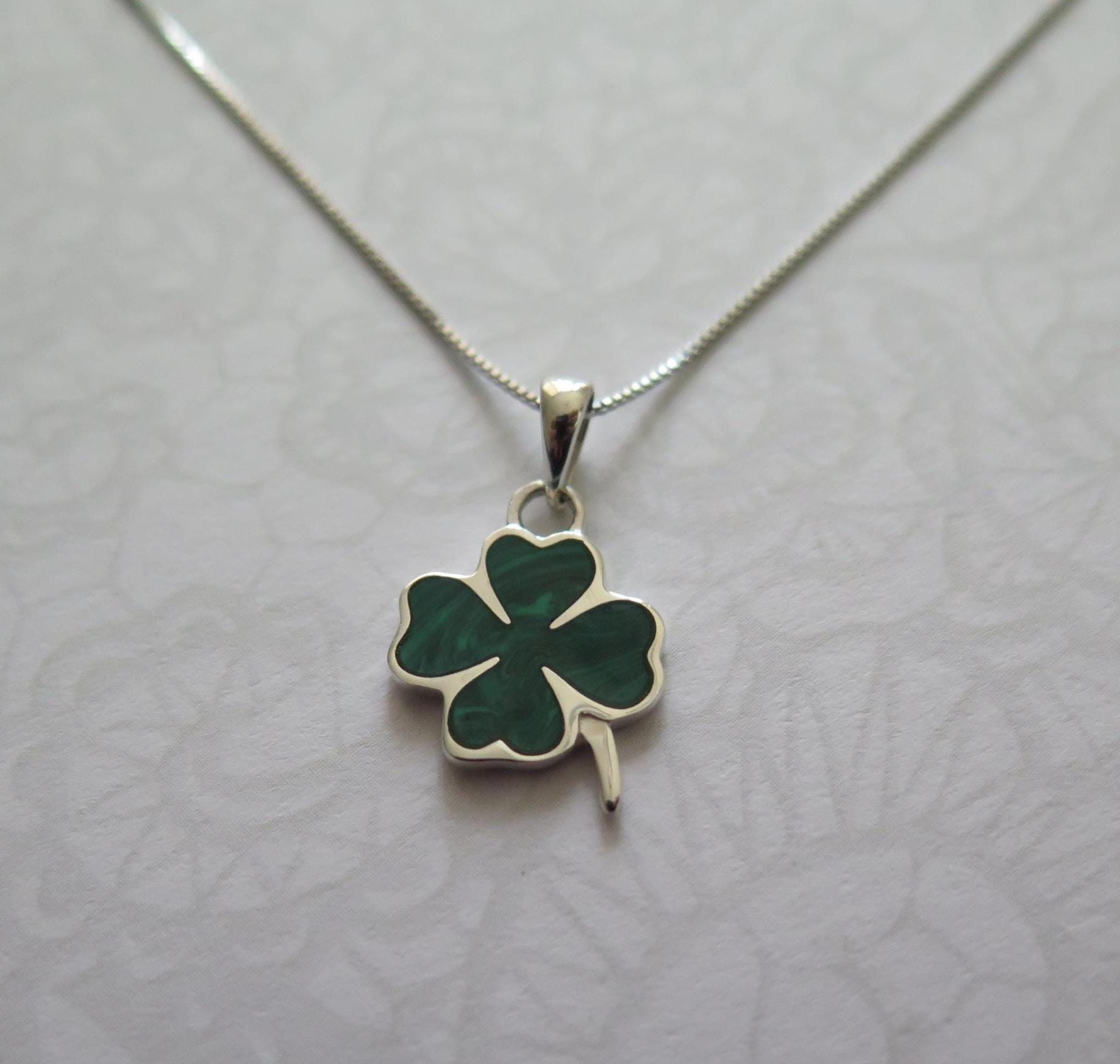 Shamrock Pendant with 18 Inch Chain – Green and Turquoise Gemstone, 925 Silver Lucky Clover Necklace, Charm Minimalist Boho Gift, Shamrock