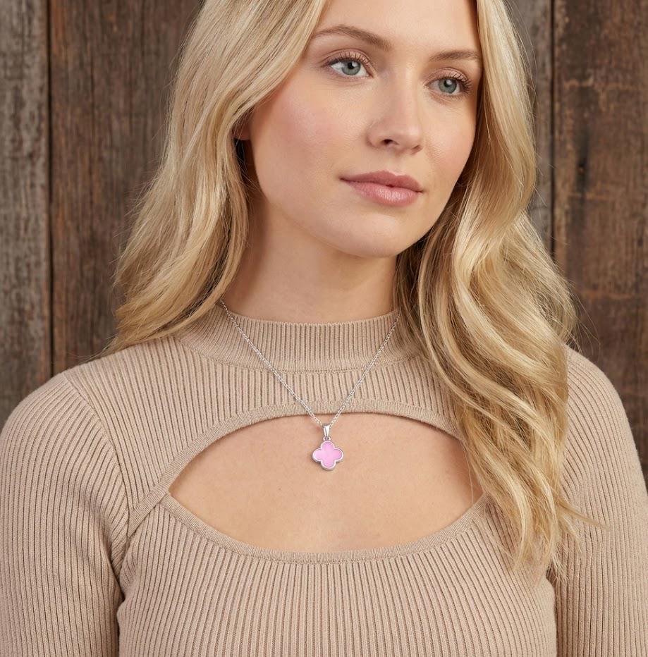 4 Leaf Lucky Clover Pendant with 18 Inch Chain –  Hand-poured resin enamel, 925 Silver Necklace, Charm Minimalist, Bracelet 6.5-7.5 Inch